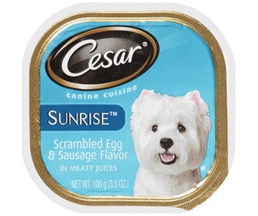 Cesar Sunrise Scrambled Egg & Sausage Flavor In Meaty Juices Wet Dog Food 3.5 Oz Tray